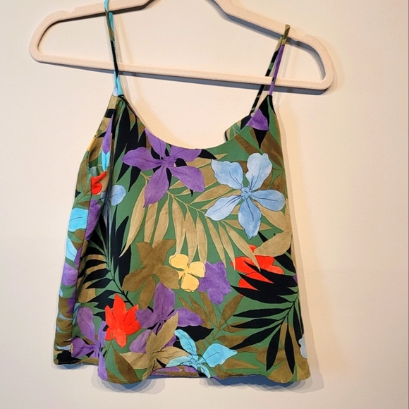 Top - Picture 1 of 4